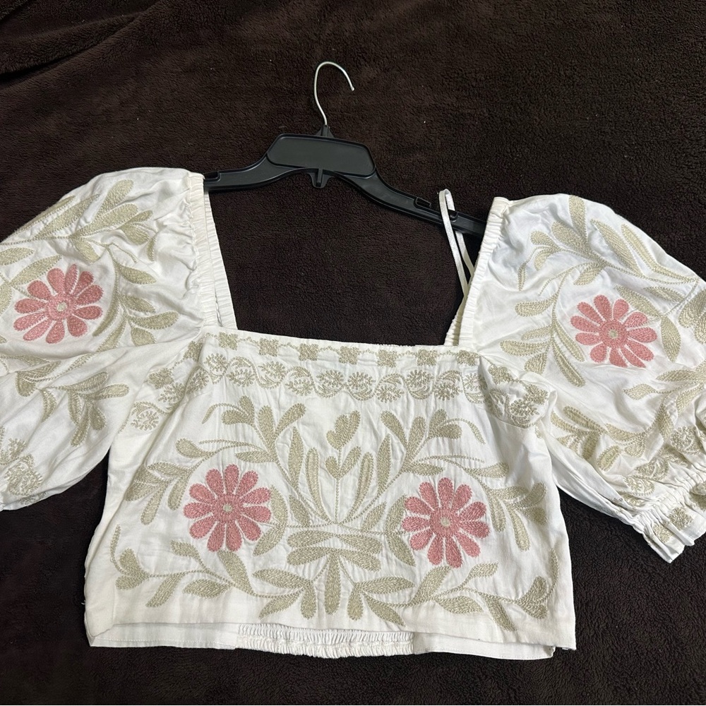 Antonio Melani Juliette Floral Embroidered White Top